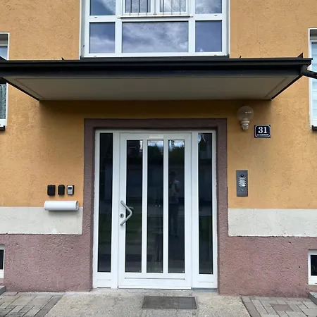 Cityapartments Reutte-muehl شقة